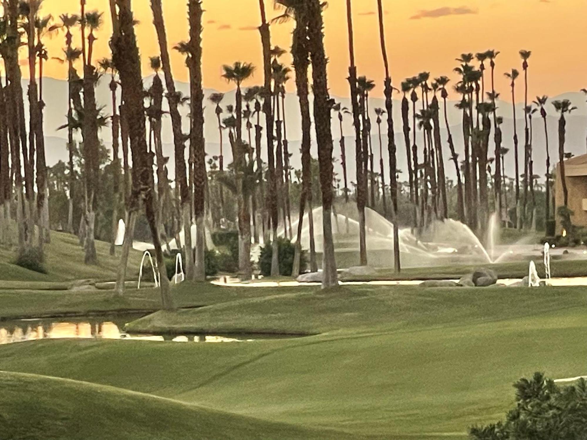 Palm Valley Cc Pickleball, Tennis, Gym, Clubhouse, Swimming Pools, Lux, Spac 2 Bdrms Den 2 Ba Palm Desert Bagian luar foto