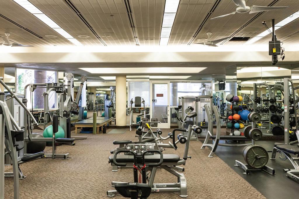 Palm Valley Cc Pickleball, Tennis, Gym, Clubhouse, Swimming Pools, Lux, Spac 2 Bdrms Den 2 Ba Palm Desert Bagian luar foto