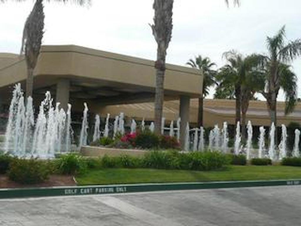 Palm Valley Cc Pickleball, Tennis, Gym, Clubhouse, Swimming Pools, Lux, Spac 2 Bdrms Den 2 Ba Palm Desert Bagian luar foto